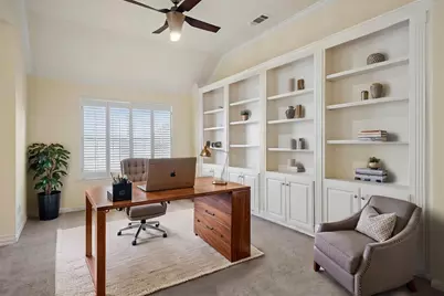 7710 Sweetgum Drive, Irving, TX 75063 - Photo 9