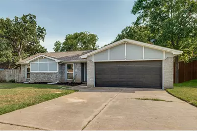 3217 Meadow Wood Lane, Bedford, TX 76021 - Photo 3