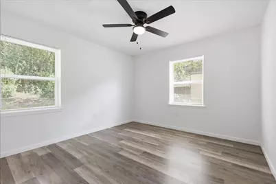 810 N Carrier Parkway, Grand Prairie, TX 75050 - Photo 19