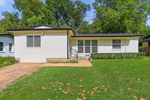 810 N Carrier Pkwy, Grand Prairie, TX 75050 - Photo 9