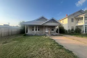 2110 9th St, Wichita Falls, TX 76301 - Photo 3