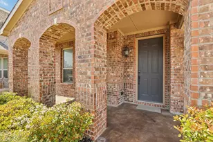 2713 Ranger Ln, Aubrey, TX 76227 - Photo 3