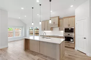 2315 Legacy Oaks Ln, Bedford, TX 76021 - Photo 13