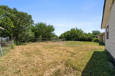 7923 S Nassau Circle, Dallas, TX 75217 - Photo 23