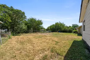 7923 S Nassau Cir, Dallas, TX 75217 - Photo 23