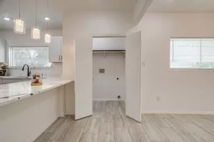 2214 Pearl Ave, Fort Worth, TX 76164 - Photo 7