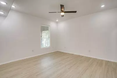 2214 Pearl Avenue, Fort Worth, TX 76164 - Photo 15