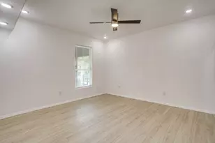 2214 Pearl Ave, Fort Worth, TX 76164 - Photo 15