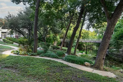 4610 Christopher Place, Dallas, TX 75204 - Photo 33