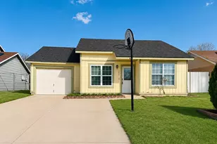 1621 Scottsdale Dr, Arlington, TX 76018 - Photo 1