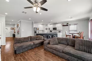 215 Greenbriar St, Robinson, TX 76706 - Photo 7