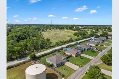 215 Greenbriar Street, Robinson, TX 76706 - Photo 37
