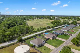 215 Greenbriar St, Robinson, TX 76706 - Photo 37