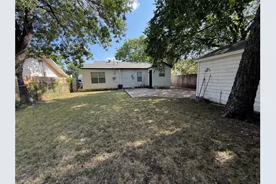 1506 Ruea Avenue, Grand Prairie, TX 75050 - Photo 21