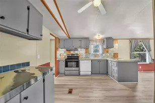 1933 Carter Rd, Springtown, TX 76082 - Photo 9