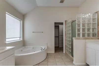 8300 Bent Tree Springs Drive, Plano, TX 75025 - Photo 15