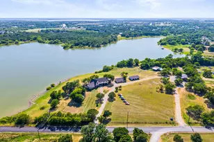 1113 Shahan Prairie Rd, Little Elm, TX 75068 - Photo 3