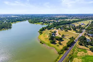 1113 Shahan Prairie Rd, Little Elm, TX 75068 - Photo 5