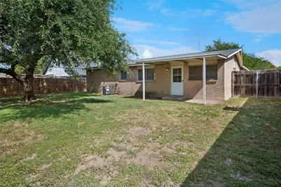 907 Greenbriar Lane, Richardson, TX 75080 - Photo 13
