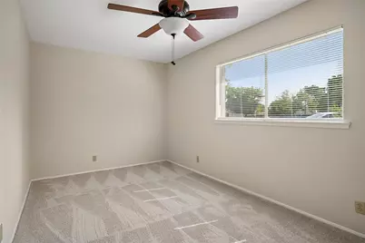 907 Greenbriar Lane, Richardson, TX 75080 - Photo 9