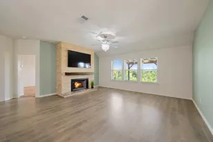 556 Declaration Way, Fate, TX 75189 - Photo 5