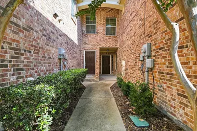 9878 Wake Bridge Drive, Frisco, TX 75035 - Photo 3