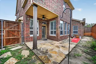 2208 Grizzly Run Ln, Euless, TX 76039 - Photo 23