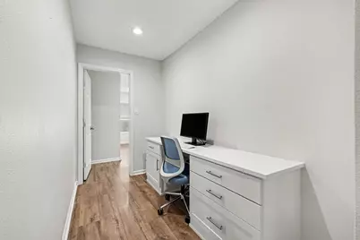 700 Cristler Avenue, Dallas, TX 75223 - Photo 21