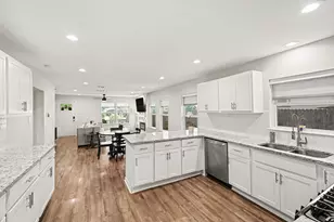 700 Cristler Ave, Dallas, TX 75223 - Photo 13