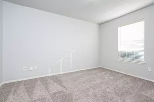 2447 Mallory Ln, Lancaster, TX 75134 - Photo 11