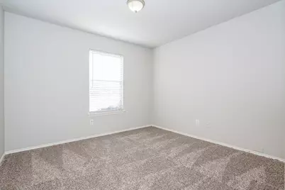 2447 Mallory Lane, Lancaster, TX 75134 - Photo 9