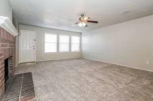 2447 Mallory Ln, Lancaster, TX 75134 - Photo 3