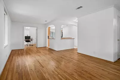 7233 Meadow Lake Avenue, Dallas, TX 75214 - Photo 5