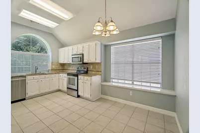 609 Oak Hollow Lane, Flower Mound, TX 75028 - Photo 11