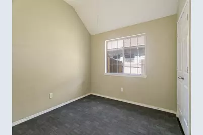 609 Oak Hollow Lane, Flower Mound, TX 75028 - Photo 15