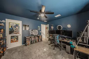 2741 Hyde Park Dr, Grand Prairie, TX 75050 - Photo 17