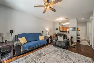 2741 Hyde Park Dr, Grand Prairie, TX 75050 - Photo 5