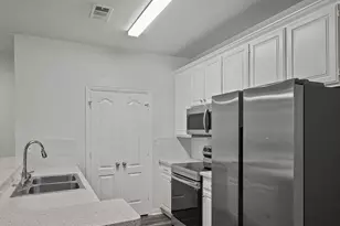 1501 Cedar Elm Dr, Euless, TX 76039 - Photo 7