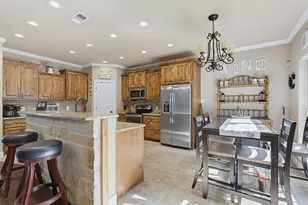 3709 Hill Country Dr, Abilene, TX 79606 - Photo 9