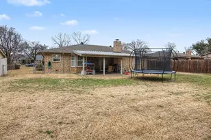 7532 Terry Dr, North Richland Hills, TX 76180 - Photo 29
