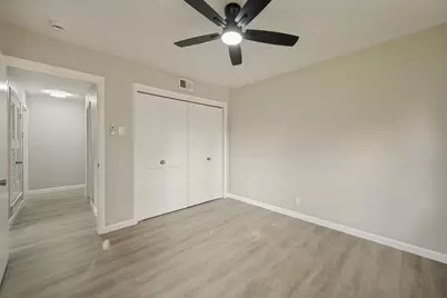 800 Sherwood Drive, Arlington, TX 76013 - Photo 11