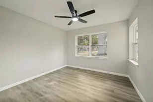 800 Sherwood Dr, Arlington, TX 76013 - Photo 19