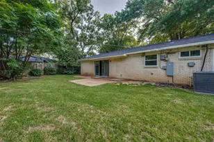800 Sherwood Dr, Arlington, TX 76013 - Photo 23