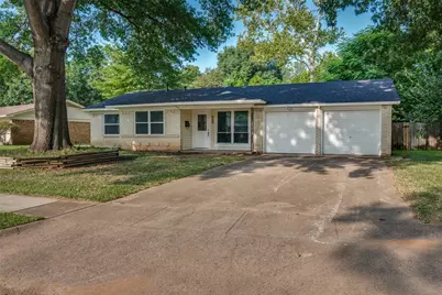 800 Sherwood Drive, Arlington, TX 76013 - Photo 3