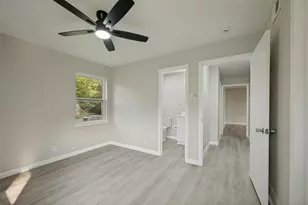 800 Sherwood Dr, Arlington, TX 76013 - Photo 13