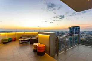 2900 McKinnon St, Dallas, TX 75201 - Photo 31