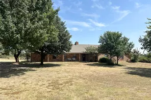 2829 Bailey Ln, Aubrey, TX 76227 - Photo 1