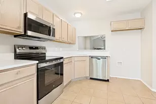 800 Ponselle Dr, Arlington, TX 76001 - Photo 9
