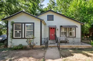 712 W Dye St, Palestine, TX 75801 - Photo 1