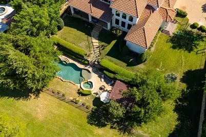 1802 Driskill Drive, Irving, TX 75038 - Photo 31